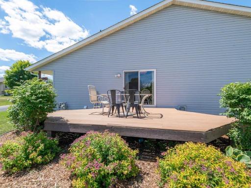950 Oak Court, Waconia, MN 55387