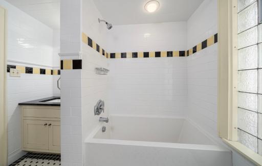 1425 Como Avenue, Saint Paul, MN 55108