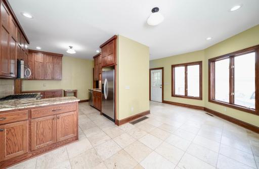 1425 Como Avenue, Saint Paul, MN 55108