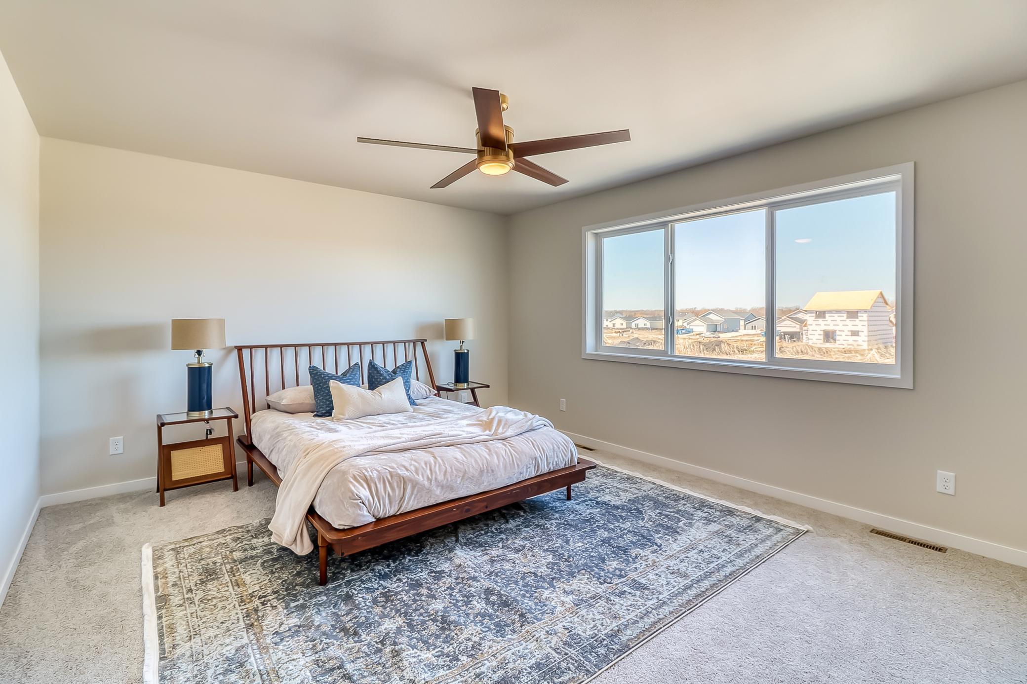 Master Bedroom1_1 (2).jpg