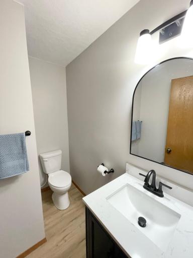 403 S Paffrath Avenue, Springfield, MN 56087