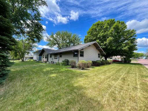 403 S Paffrath Avenue, Springfield, MN 56087