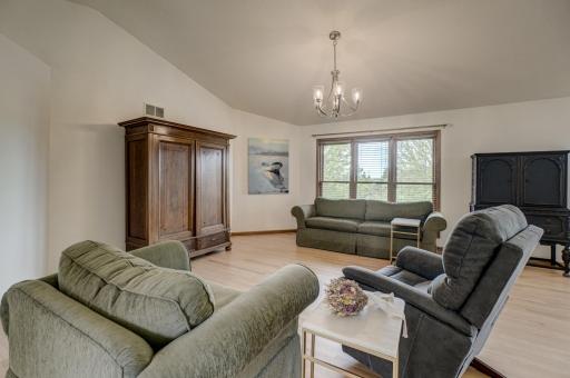 15912 Cascade Path, Rosemount, MN 55068