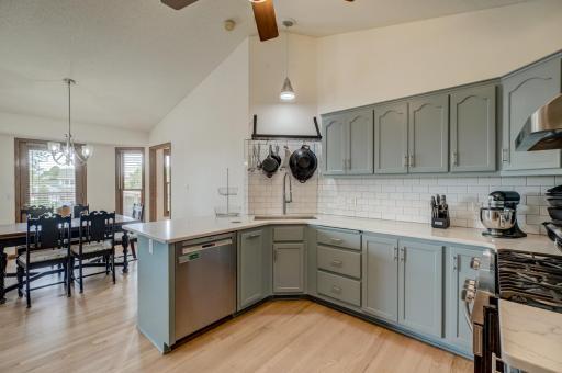 15912 Cascade Path, Rosemount, MN 55068