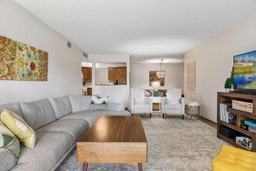 10540 43rd Avenue N, 111, Minneapolis, MN 55442