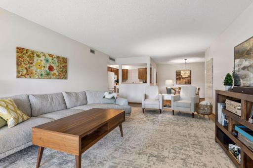 10540 43rd Avenue N, 111, Minneapolis, MN 55442