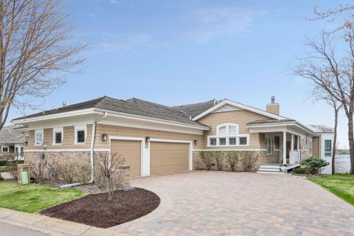 726 Widsten Circle, Wayzata, MN 55391