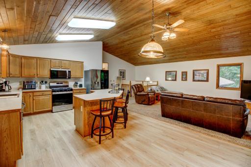 6155 Bittersweet Lane, Nisswa, MN 56468