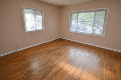 1013 9th Street NE, Rochester, MN 55906