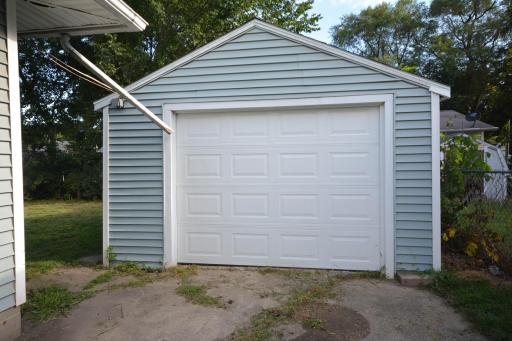 1013 9th Street NE, Rochester, MN 55906
