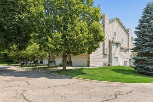 306 Brickyard Drive, Chaska, MN 55318