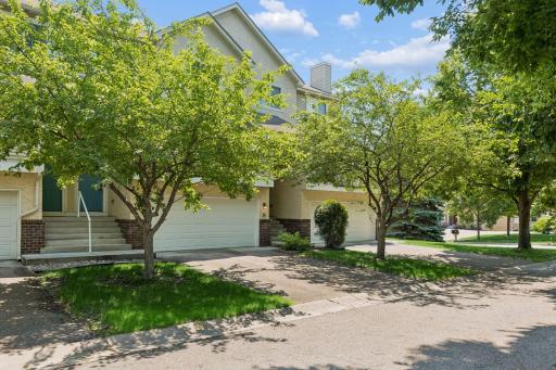 306 Brickyard Drive, Chaska, MN 55318