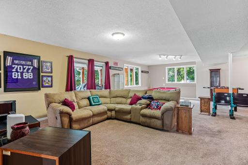 2292 7th Street N, Saint Paul, MN 55109