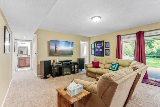 2292 7th Street N, Saint Paul, MN 55109