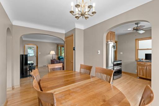 2081 Jefferson Avenue, Saint Paul, MN 55105
