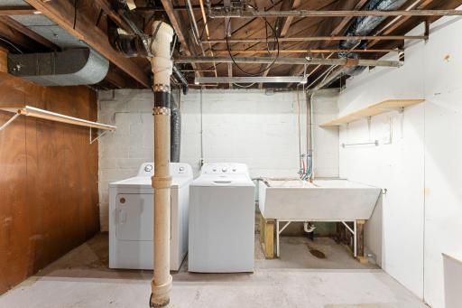 Newer washer and Dryer and a double sink. Newer furnace and air as well