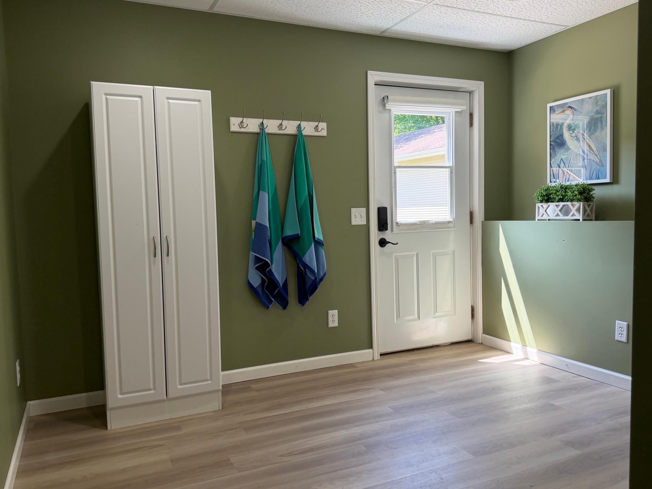 Mud room to the walkout lower level and backyard!