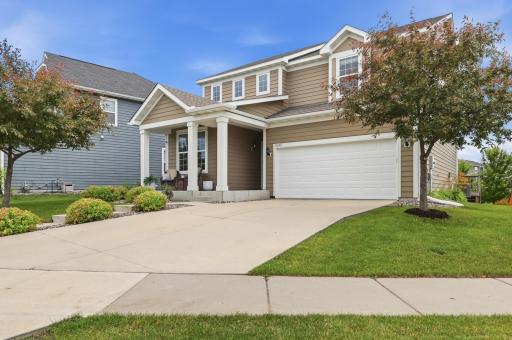 Welcome to Eddy Creek Way at Cobblestone Lake in Apple Valley.