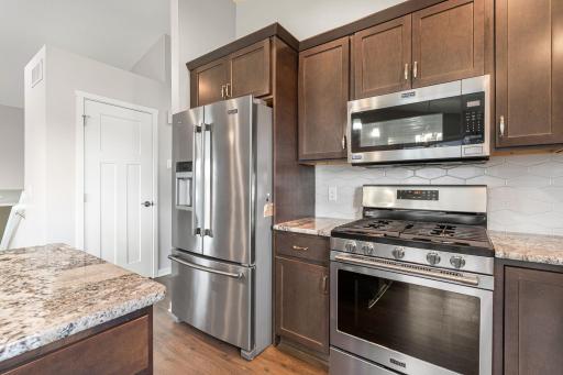 805 El Dorado Street SE, Owatonna, MN 55060