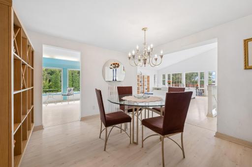640 Highway 96 W, Shoreview, MN 55126