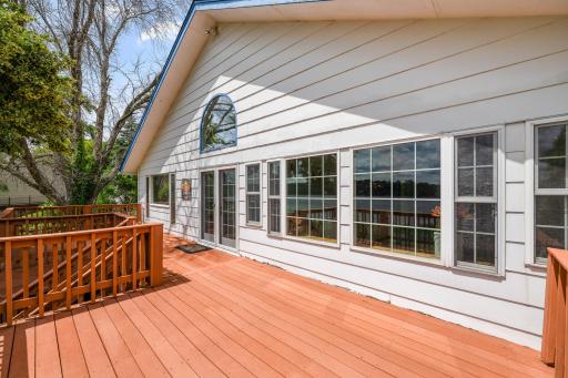 640 Highway 96 W, Shoreview, MN 55126