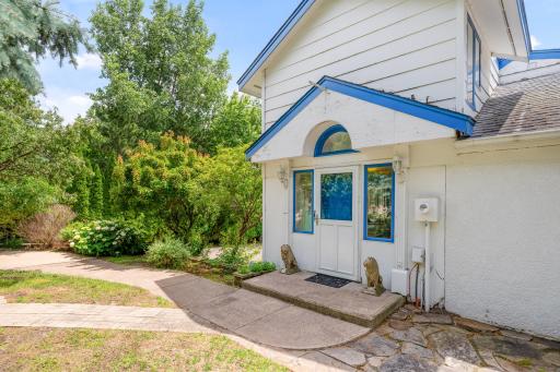 640 Highway 96 W, Shoreview, MN 55126