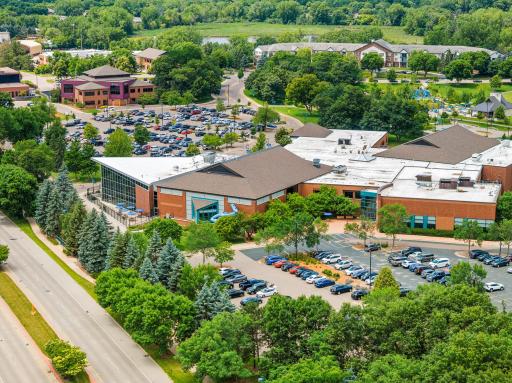 640 Highway 96 W, Shoreview, MN 55126