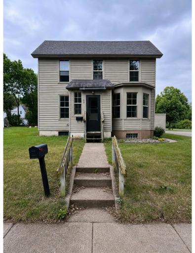 637 Lake Street, Eau Claire, WI 54703