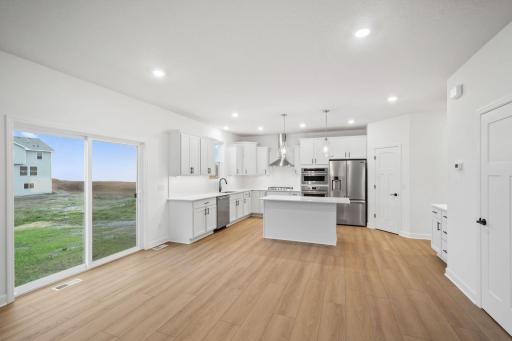 Situated steps away from the kitchen, residents can effortlessly serve piping-hot meals straight off the stove and onto the dining table with ease.