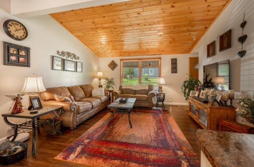 715 Allen Drive, Grand Rapids, MN 55744