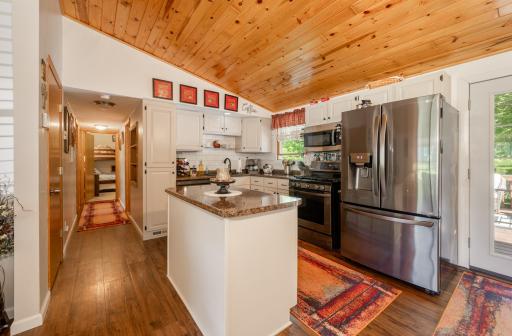 715 Allen Drive, Grand Rapids, MN 55744