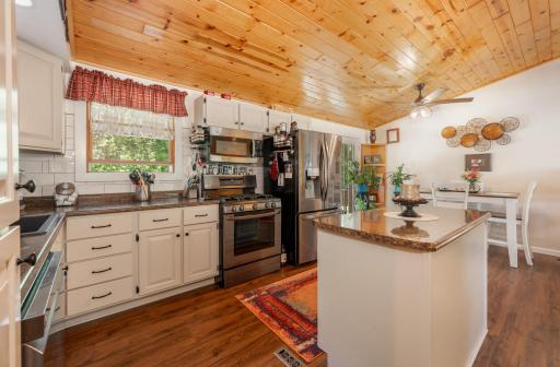 715 Allen Drive, Grand Rapids, MN 55744
