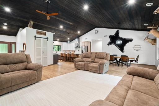 Open concept floor plan with plenty of room