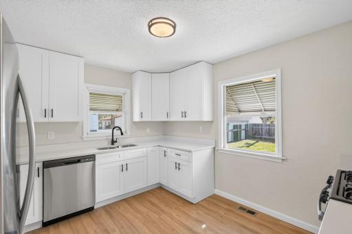 4823 Girard Avenue N, Minneapolis, MN 55430
