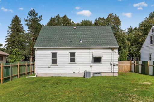 4823 Girard Avenue N, Minneapolis, MN 55430