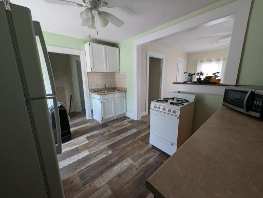 upper unit kitchen new house for sale 119 8th Ave SE Rochester MN 55904