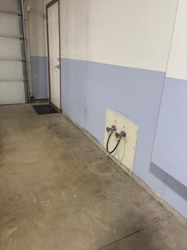 Hot and cold water in the garage
