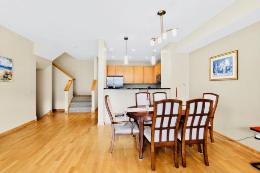 8138 Oakview Circle N, Osseo, MN 55369