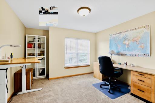 8138 Oakview Circle N, Osseo, MN 55369