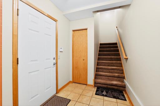 8138 Oakview Circle N, Osseo, MN 55369