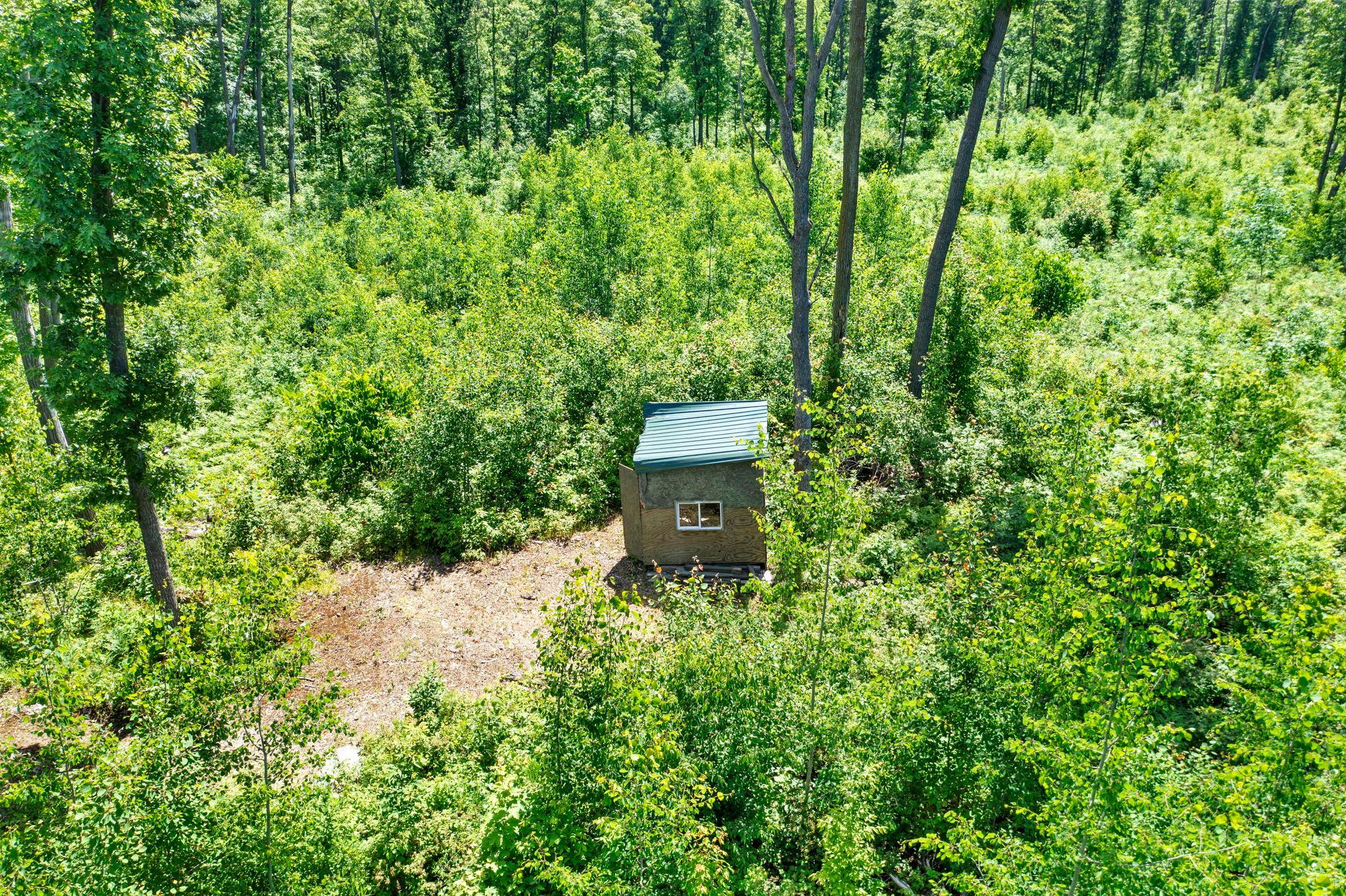 31-web-or-mls-220th Ave-101.jpg