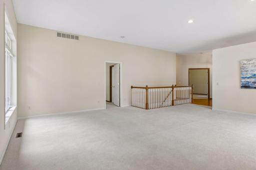 10356 Lancaster Lane, Woodbury, MN 55129