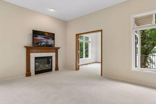 10356 Lancaster Lane, Woodbury, MN 55129
