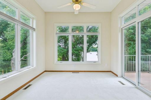10356 Lancaster Lane, Woodbury, MN 55129
