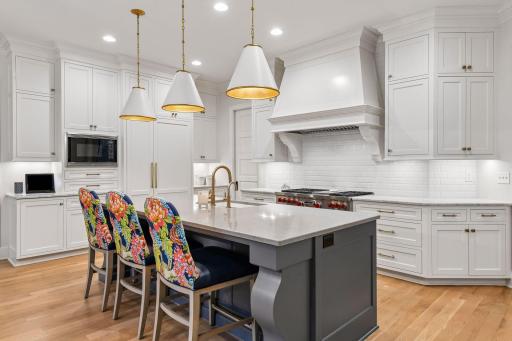 Beautiful Center Island for informal dining