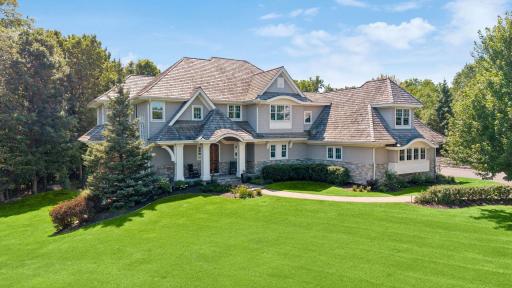Stunning Stonewood built home in impeccable condition!