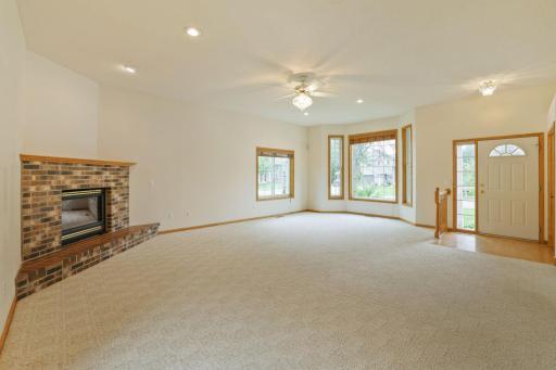 2337 Manuela Drive, Chaska, MN 55318