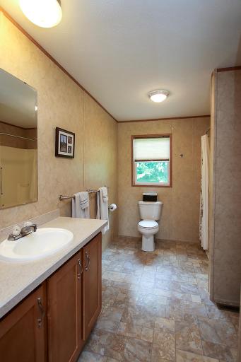 21915 County Road 7, Hutchinson, MN 55350