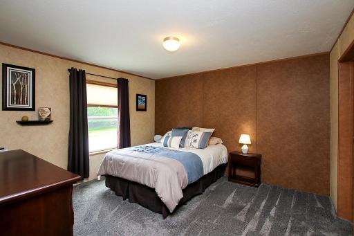 21915 County Road 7, Hutchinson, MN 55350