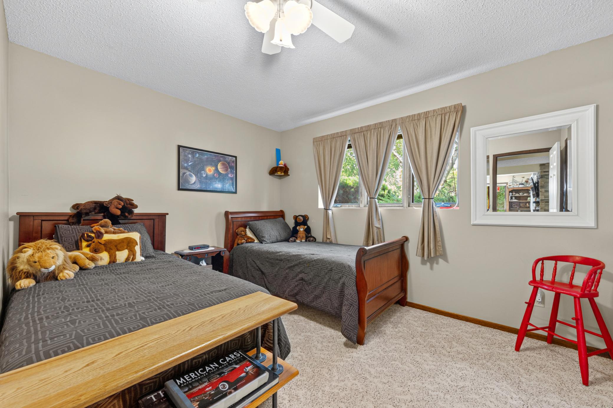 lower level bedroom 2